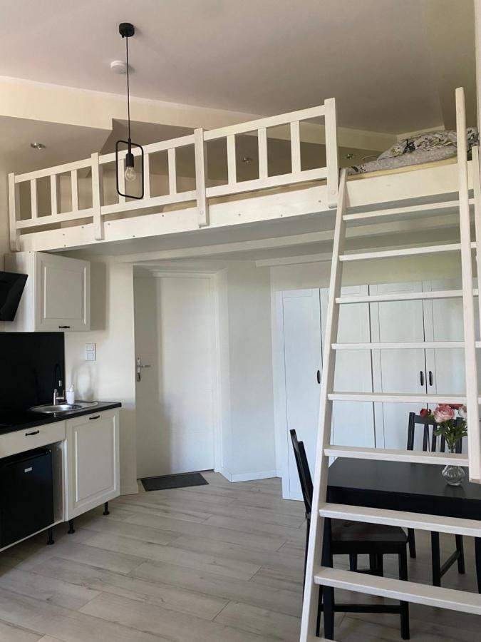 Przytulna Kawalerka Z Antresola Apartamento Katowice Exterior foto